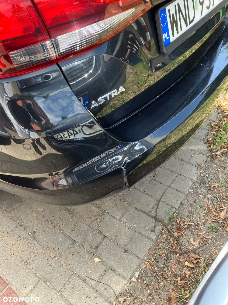 Opel Astra 1.6 CDTI Enjoy S&S - 10