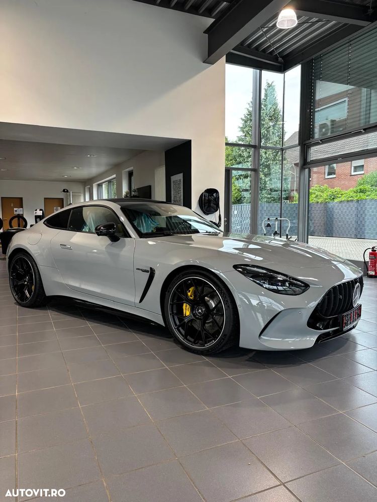 Mercedes-Benz AMG GT 63 4MATIC+ MHEV - 8