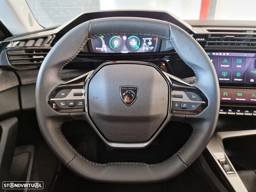 Peugeot 308 1.2 PureTech Allure - 18