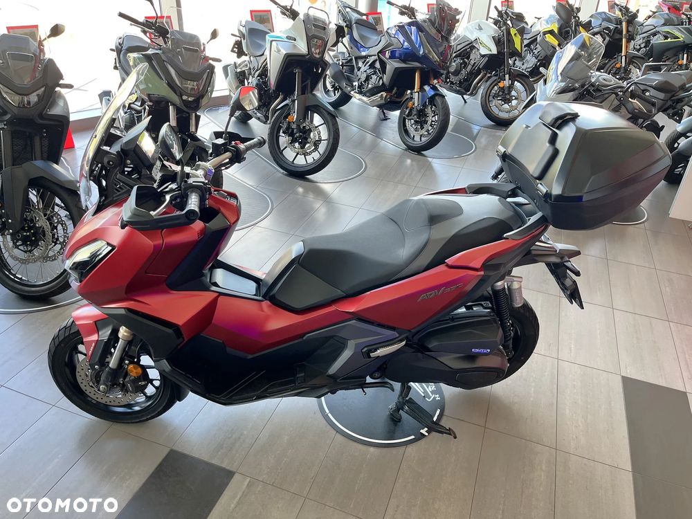 Honda ADV350 - 7