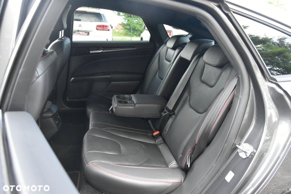 Ford Mondeo 2.0 EcoBlue ST-Line X - 17