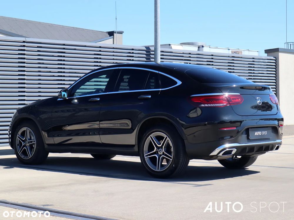 Mercedes-Benz GLC 300 d 4Matic 9G-TRONIC AMG Line - 4