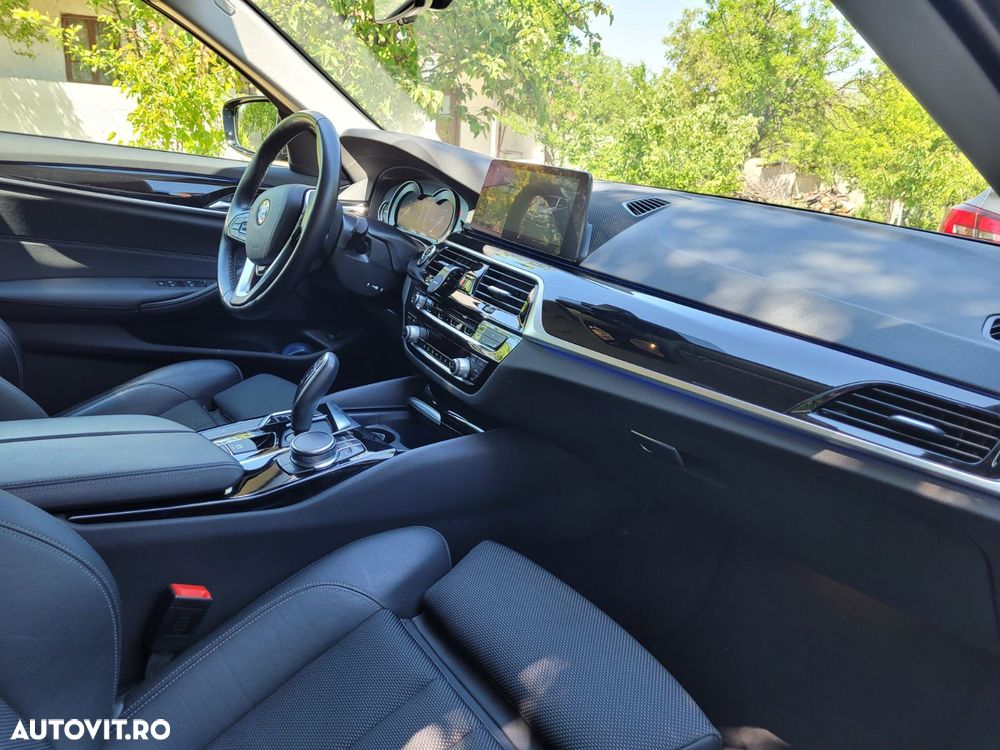 BMW Seria 5 520d AT - 7