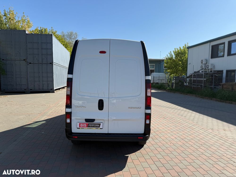 Renault Trafic 2.0 Blue dCi 146CP Authentique L2H2 - 8