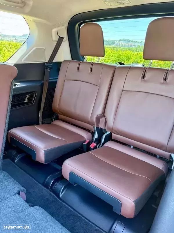 Toyota Land Cruiser 2.8 D-4D Auto Executive - 13