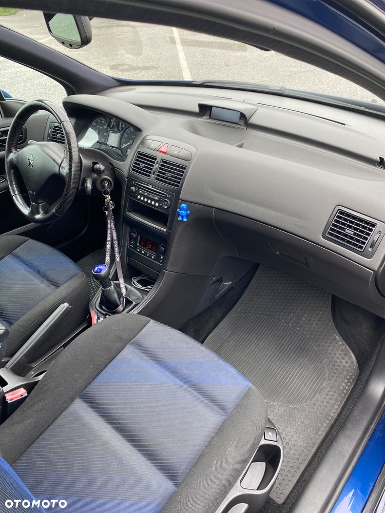 Peugeot 307 2.0 - 21