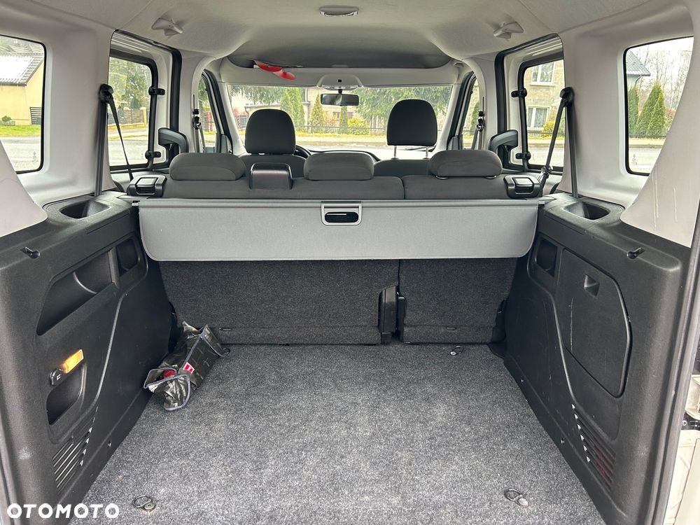 Fiat Doblo 1.4 16V Easy - 11