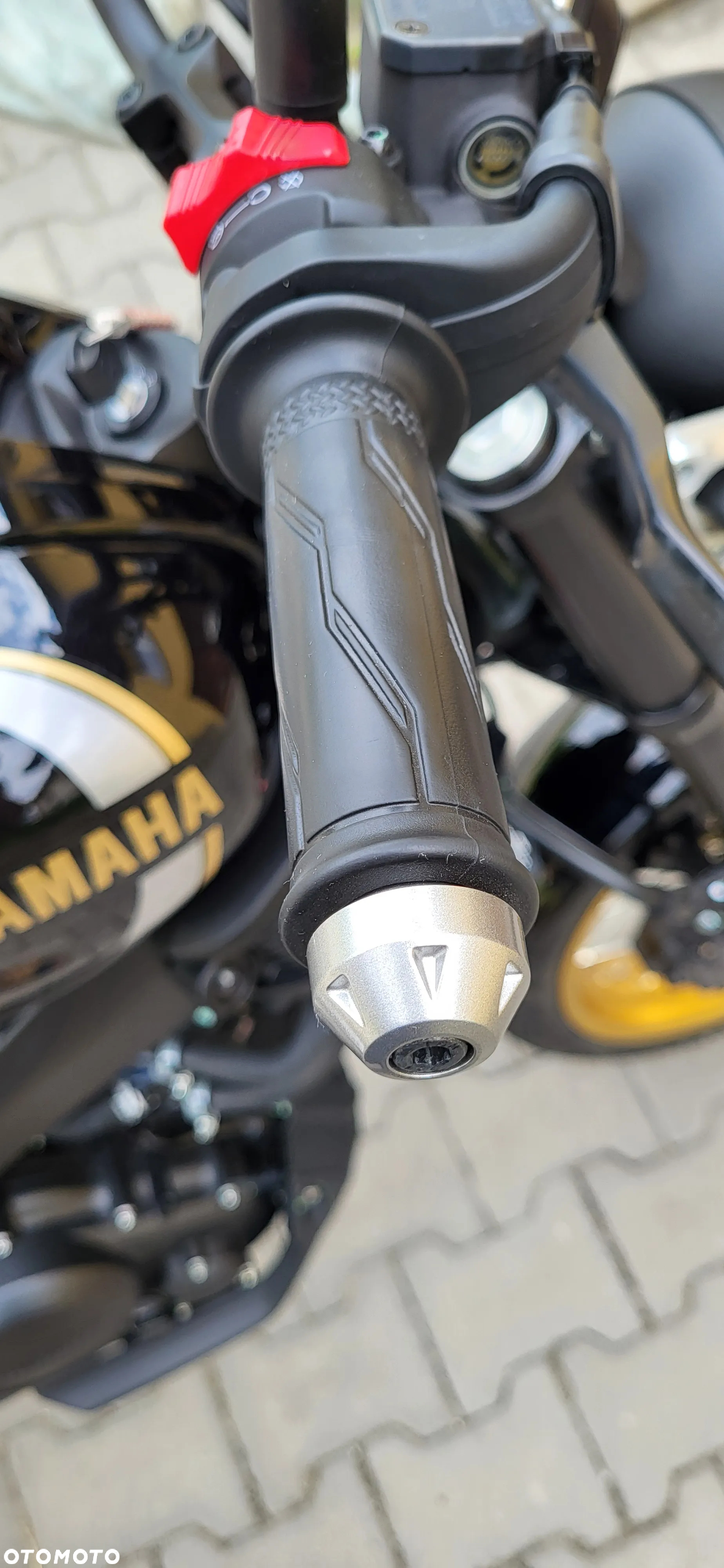 Yamaha XSR - 22