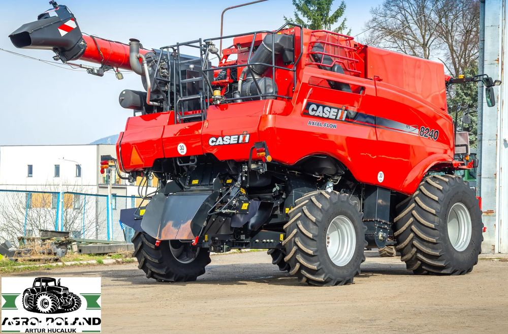 Case IH 8240 AFS - 2018 ROK + MACDON FD 135 - 2018 ROK - 5