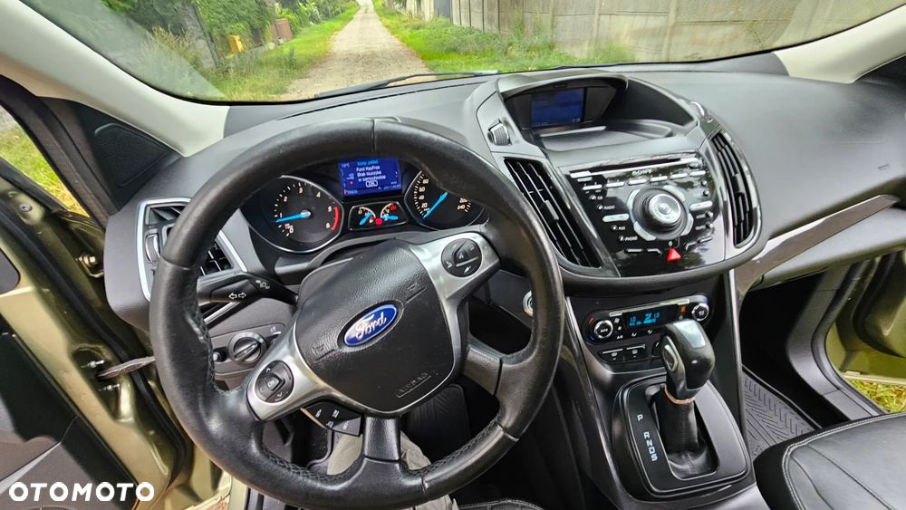 Ford Kuga 2.0 TDCi 4x4 Titanium - 13