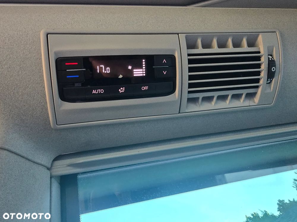 Volkswagen California - 18