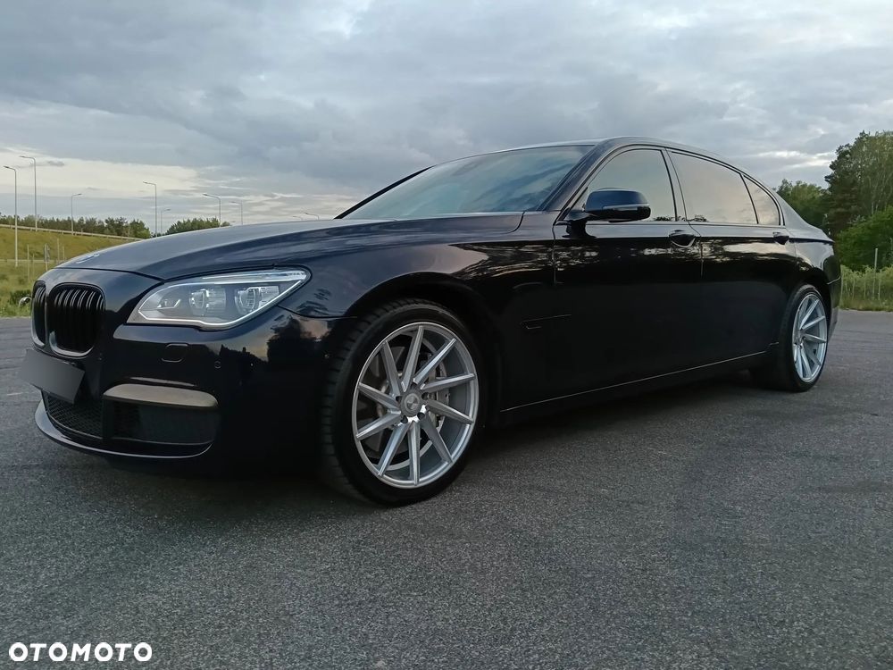 BMW Seria 7 - 11