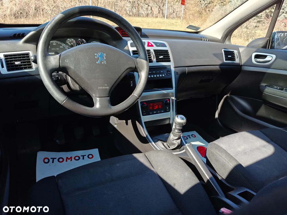Peugeot 307 HDi 135 Premium - 5