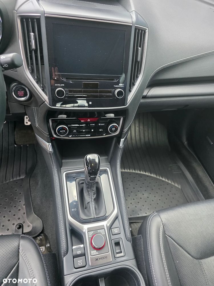 Subaru Forester 2.0i-L Platinum Black Edition EyeSight Lineartronic - 12
