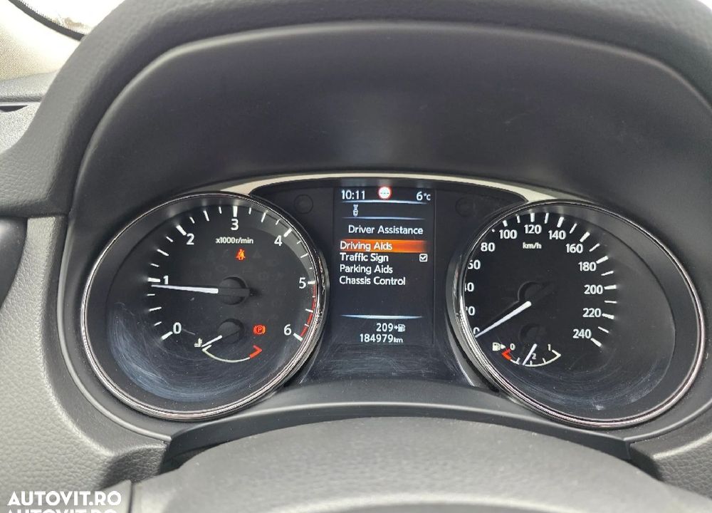 Nissan X-Trail - 10