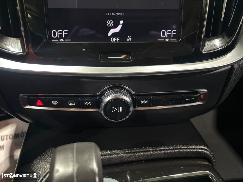 Volvo V60 2.0 T6 AWD TE Inscription Expression - 35