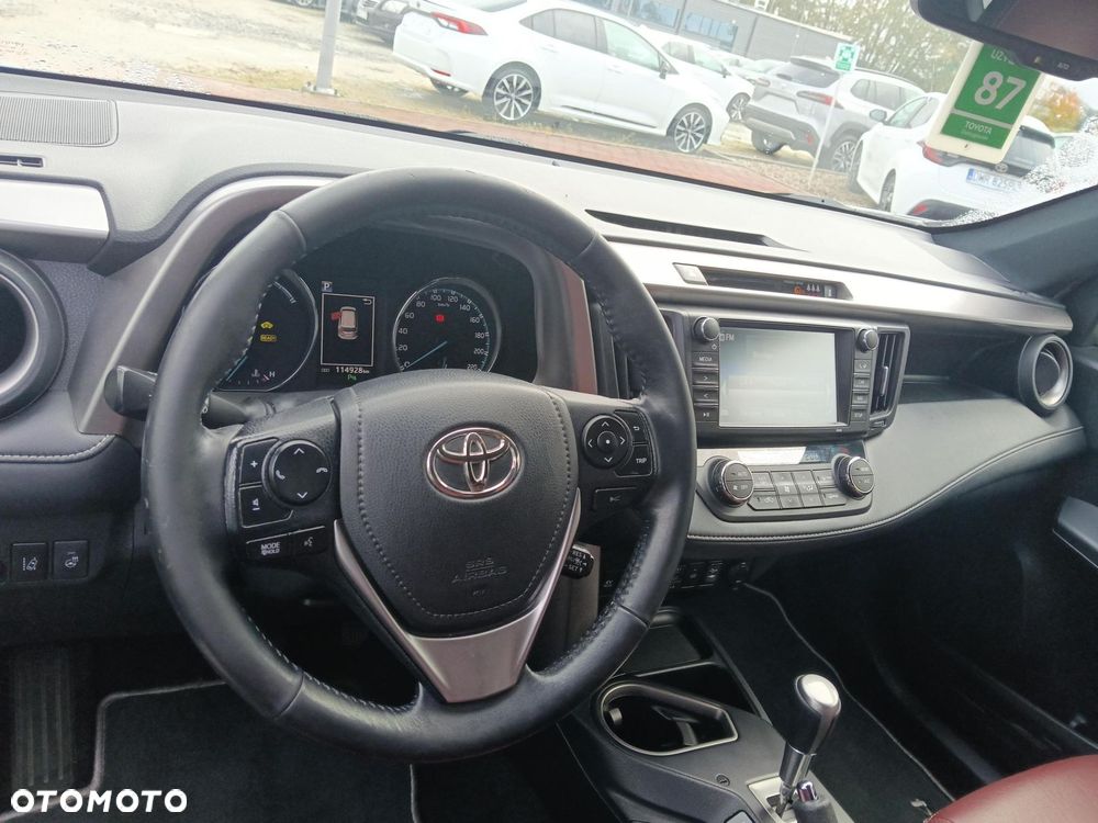 Toyota RAV4 - 16