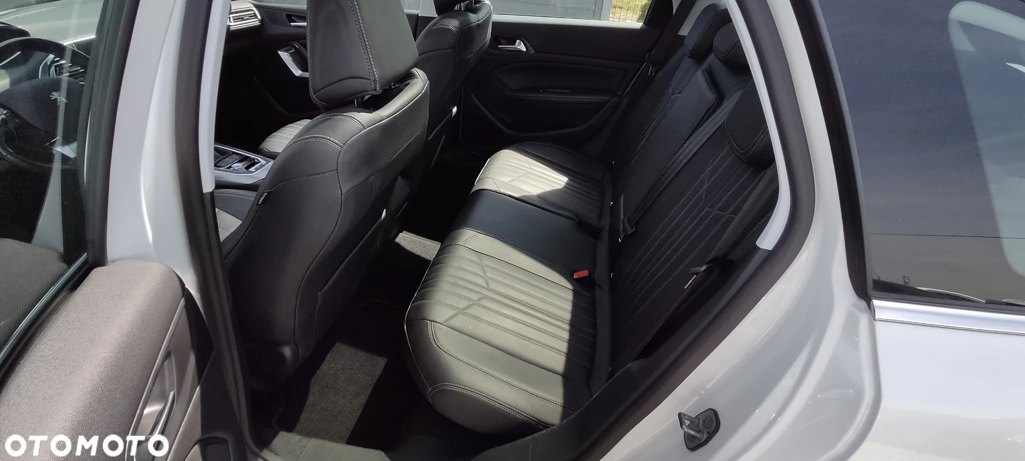 Peugeot 308 BlueHDi FAP 120 EAT6 Stop & Start Allure - 31