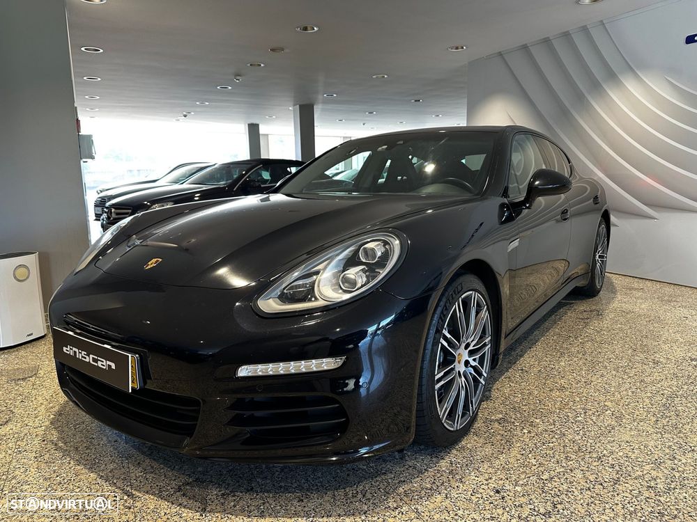 Porsche Panamera Edition - 4