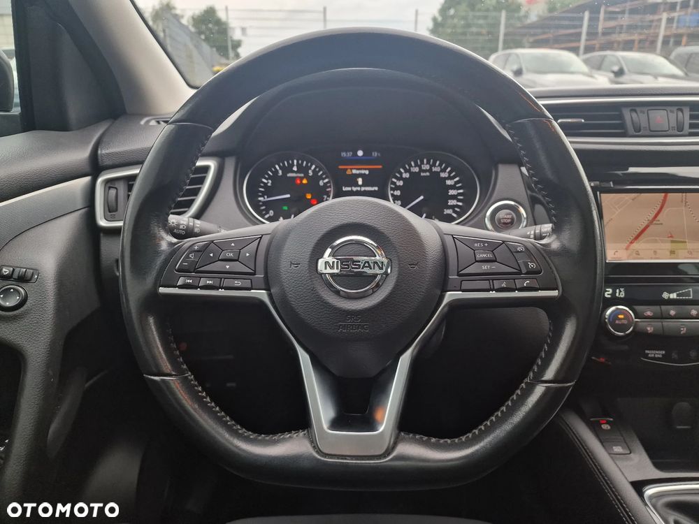 Nissan Qashqai 1.3 DIG-T N-CONNECTA - 7