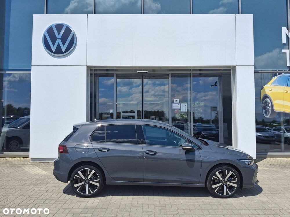 Volkswagen Golf - 5
