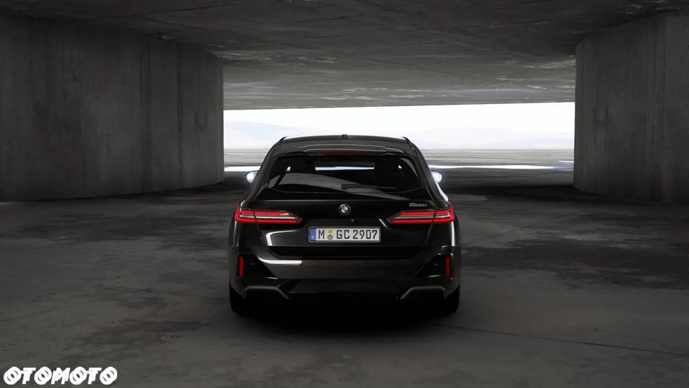 BMW Seria 5 520i mHEV M Sport - 6