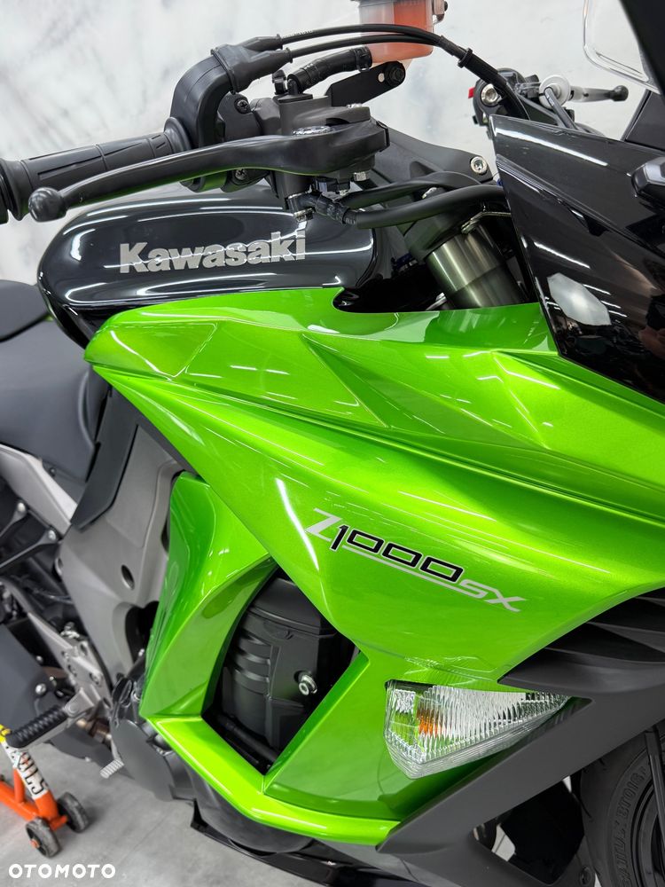 Kawasaki Ninja 1000 SX - 14