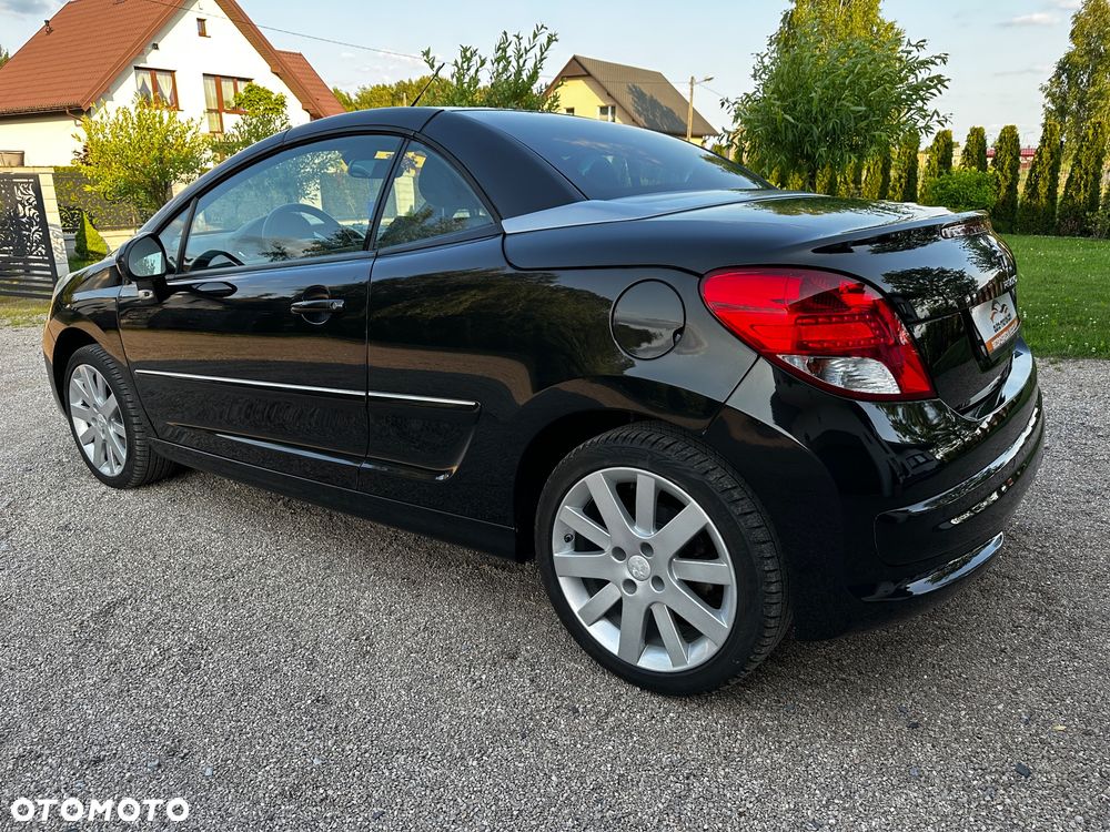 Peugeot 207 CC - 13