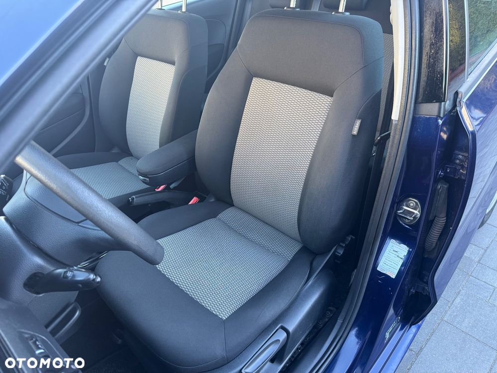 Volkswagen Polo - 12