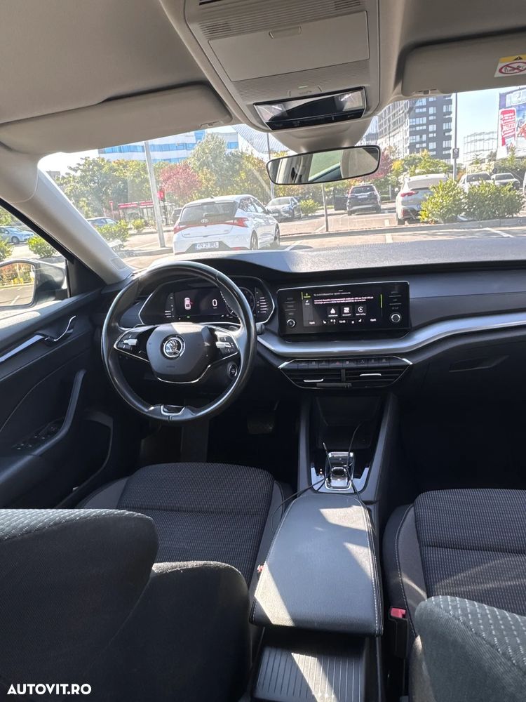Skoda Octavia 2.0 TDI DSG Ambition - 9