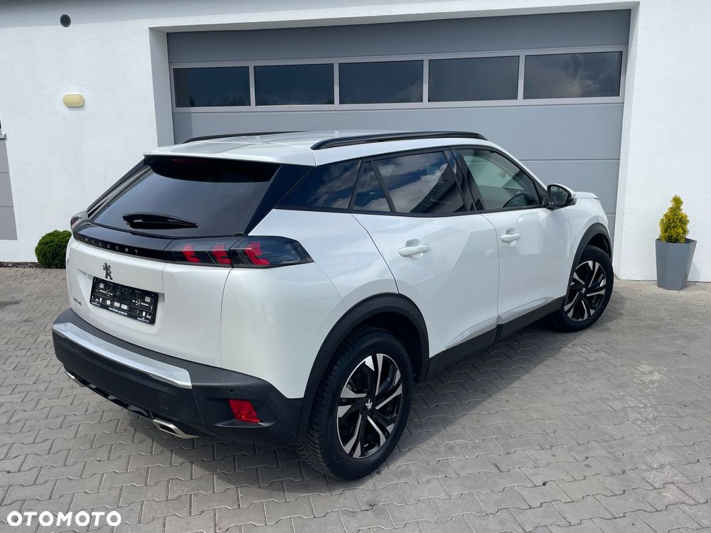 Peugeot 2008 PureTech 130 EAT8 Allure - 6