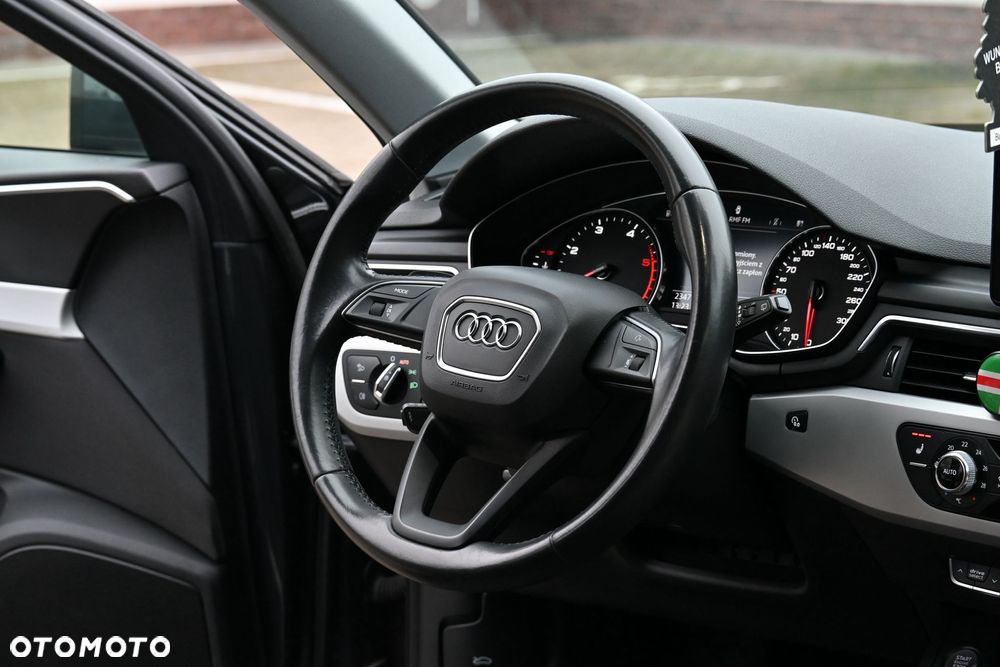 Audi A4 Avant 2.0 TDI Sport S tronic - 22