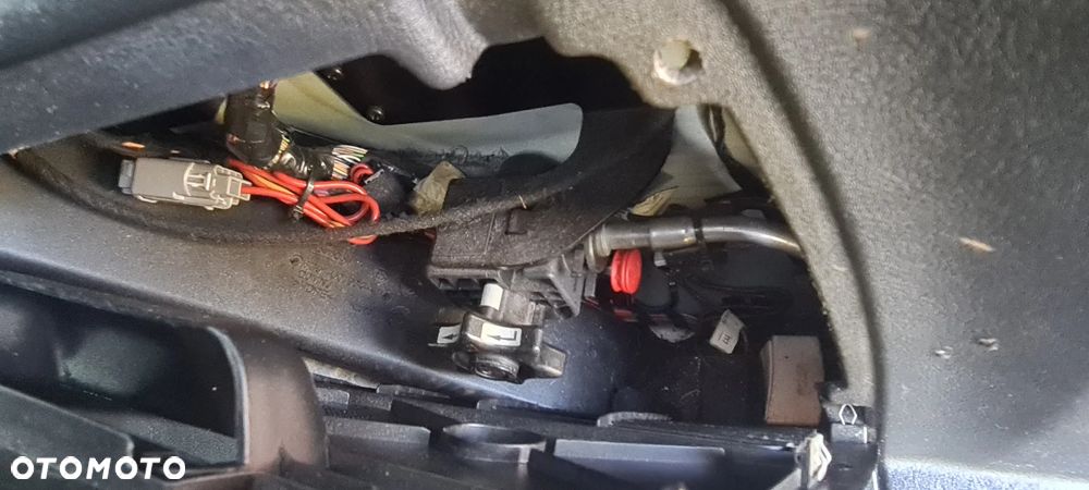 Ford Galaxy 2.0 TDCi Titanium - 15