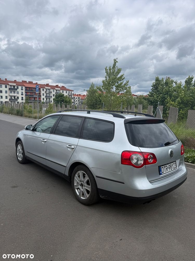 Volkswagen Passat - 6