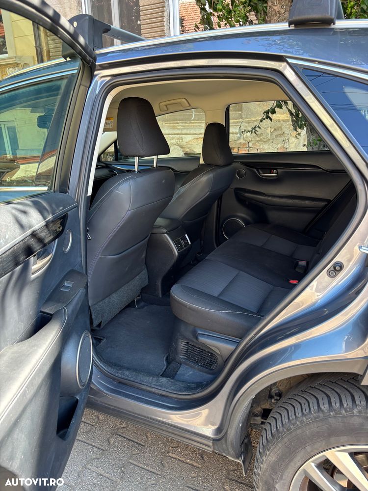 Lexus Seria NX 300h AWD Executive Plus - 11