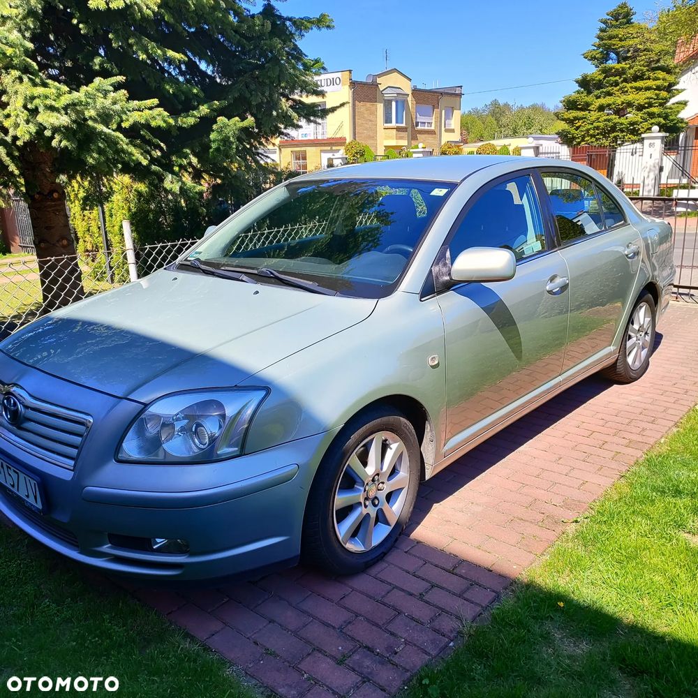 Toyota Avensis 2.0 VVT-i Sol - 12