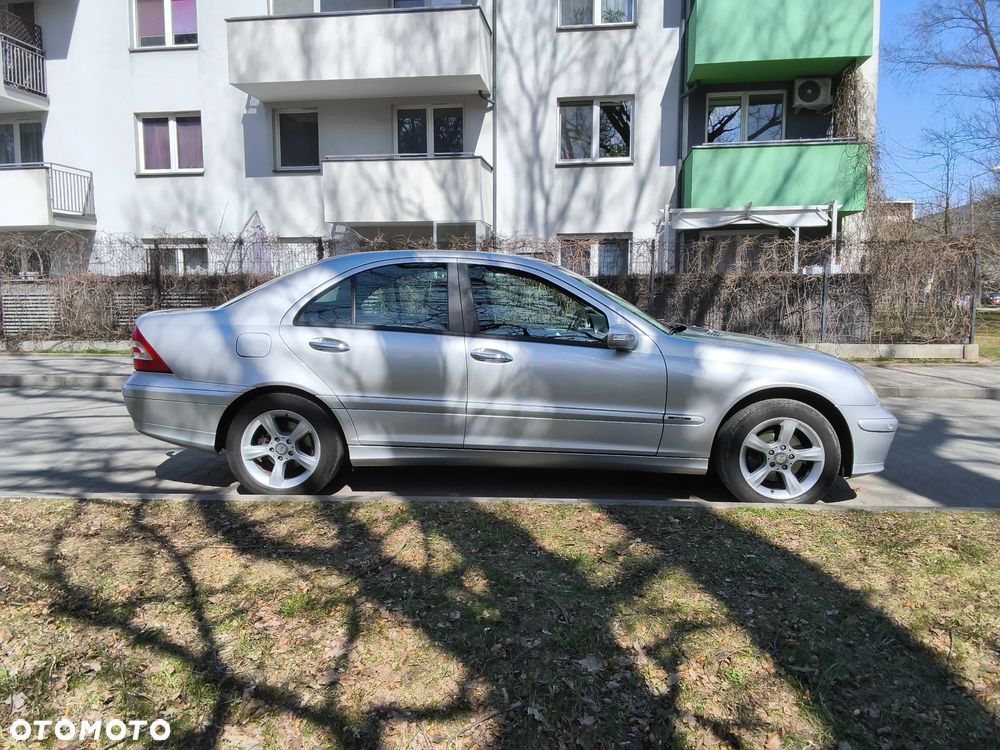 Mercedes-Benz Klasa C 180 Kompressor Automatik Elegance - 14