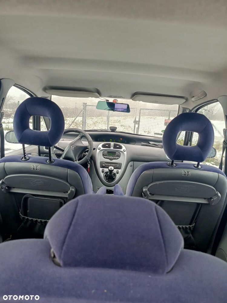 Citroën Xsara Picasso 1.8i Exclusive - 3