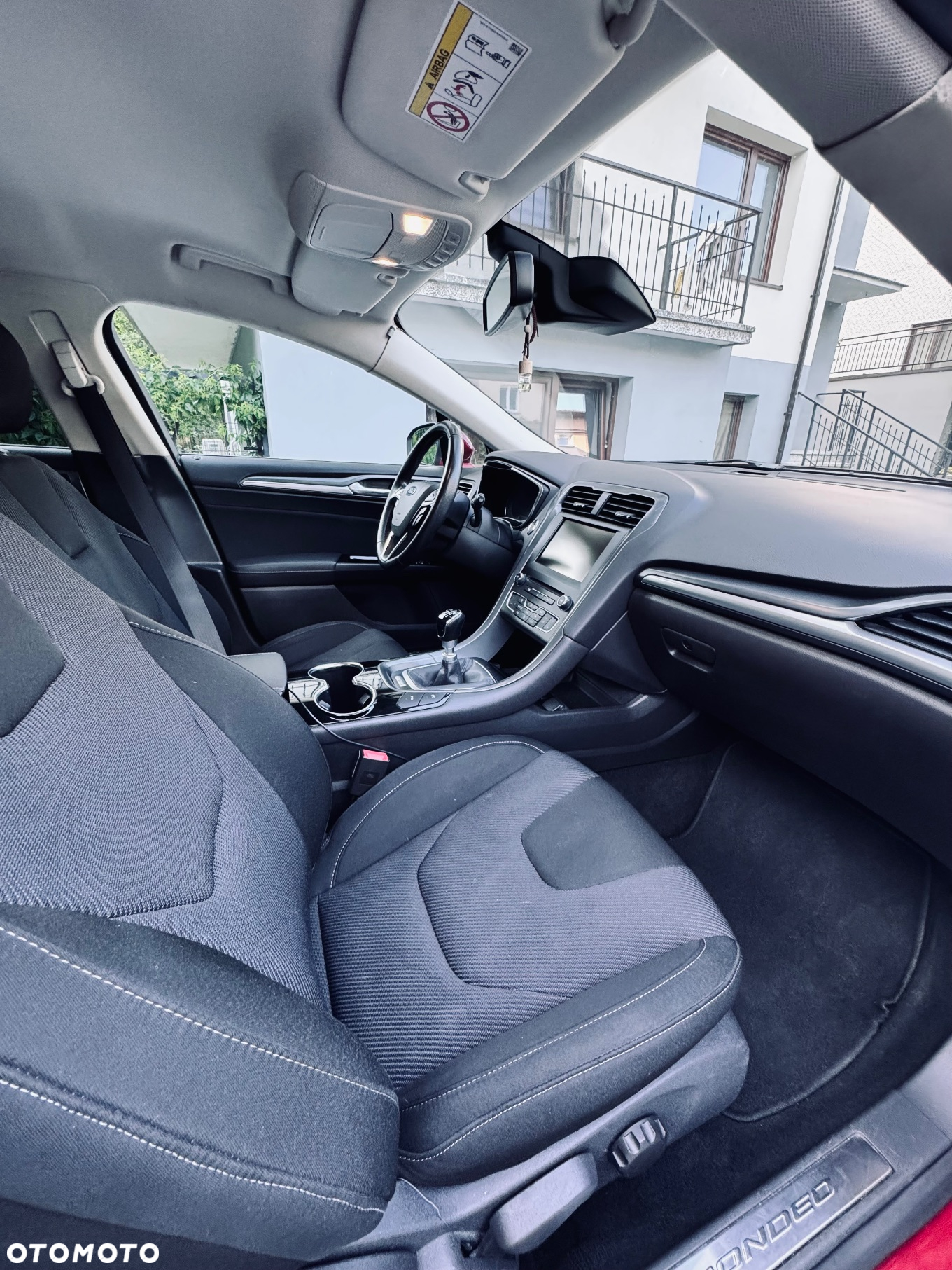 Ford Mondeo 1.5 EcoBoost Titanium - 21