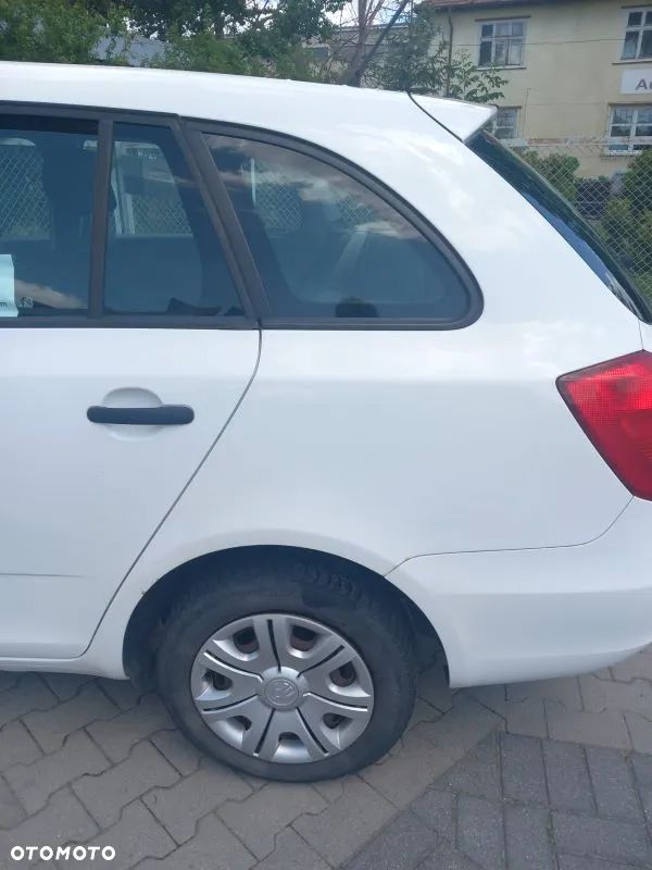 Skoda Fabia 1.6 TDI DPF Active - 6