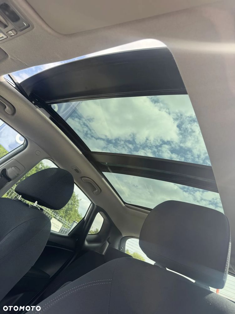 Hyundai ix20 1.4 Premium - 18