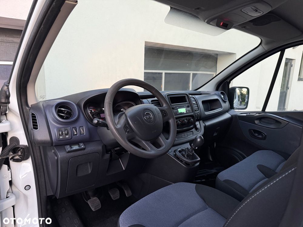Opel Vivaro - 15