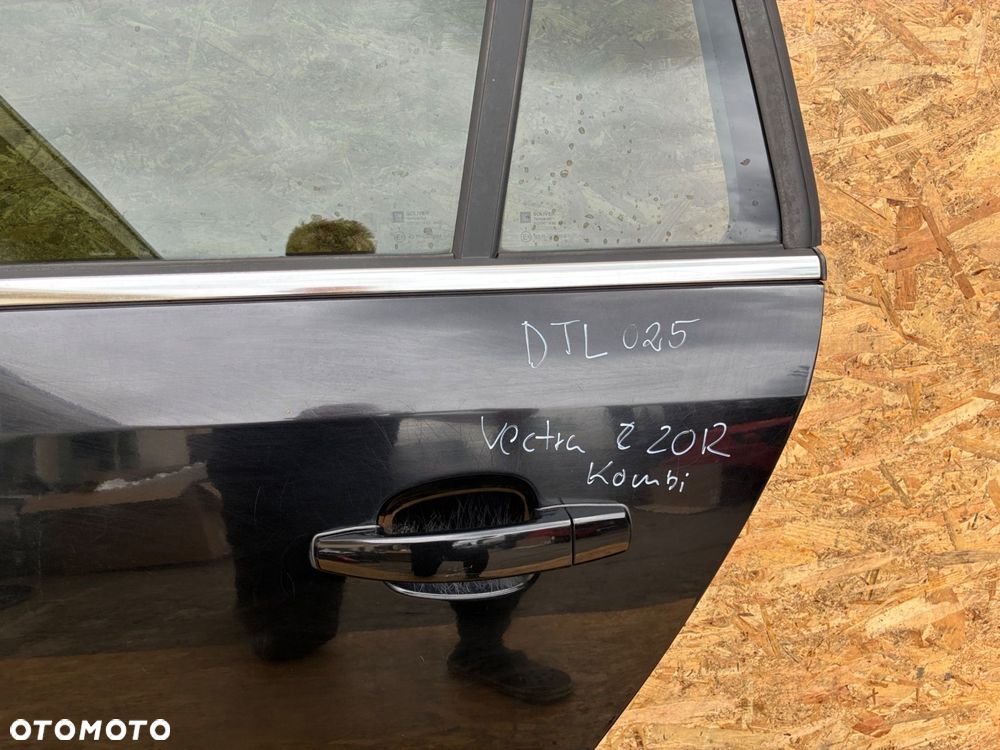 Opel Vectra C Lift kombi kod lak. Z20R  DRZWI TYŁ LEWY LEWE - 2