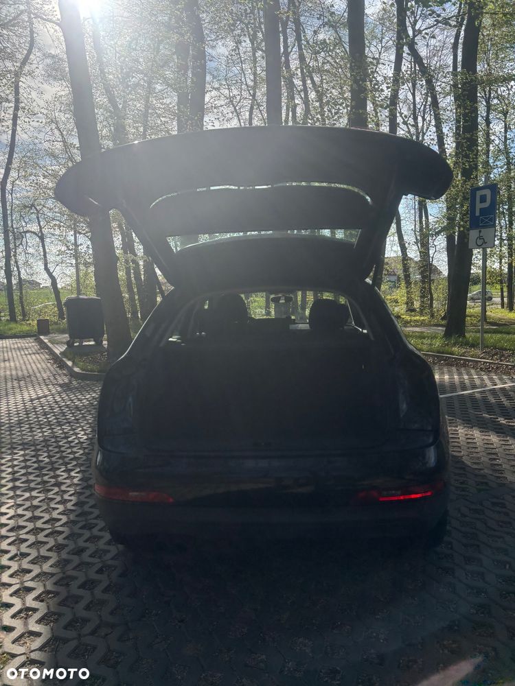 Audi Q3 2.0 TDI - 9