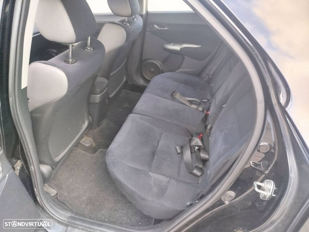 Honda Civic 1.4 Comfort - 6