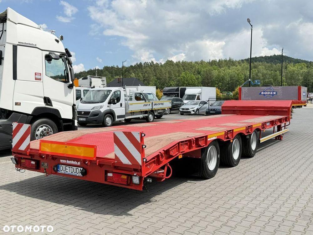 Bodex NN3J Ładowność: 26.500kg 3osie SAF Przednia Podnoszona WABCO - 24