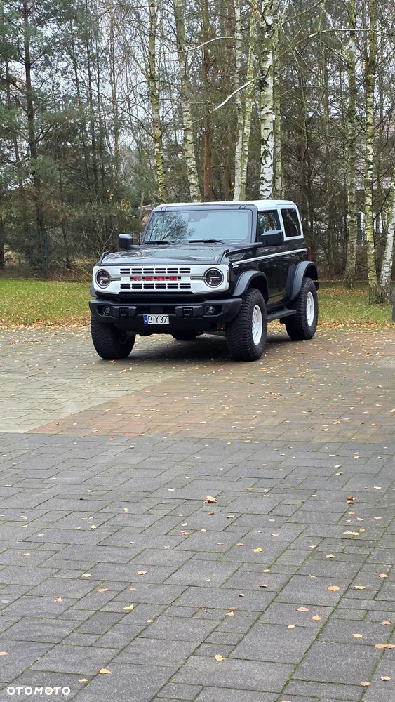 Ford Bronco - 14