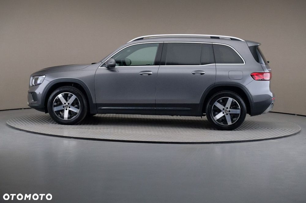 Mercedes-Benz GLB - 4