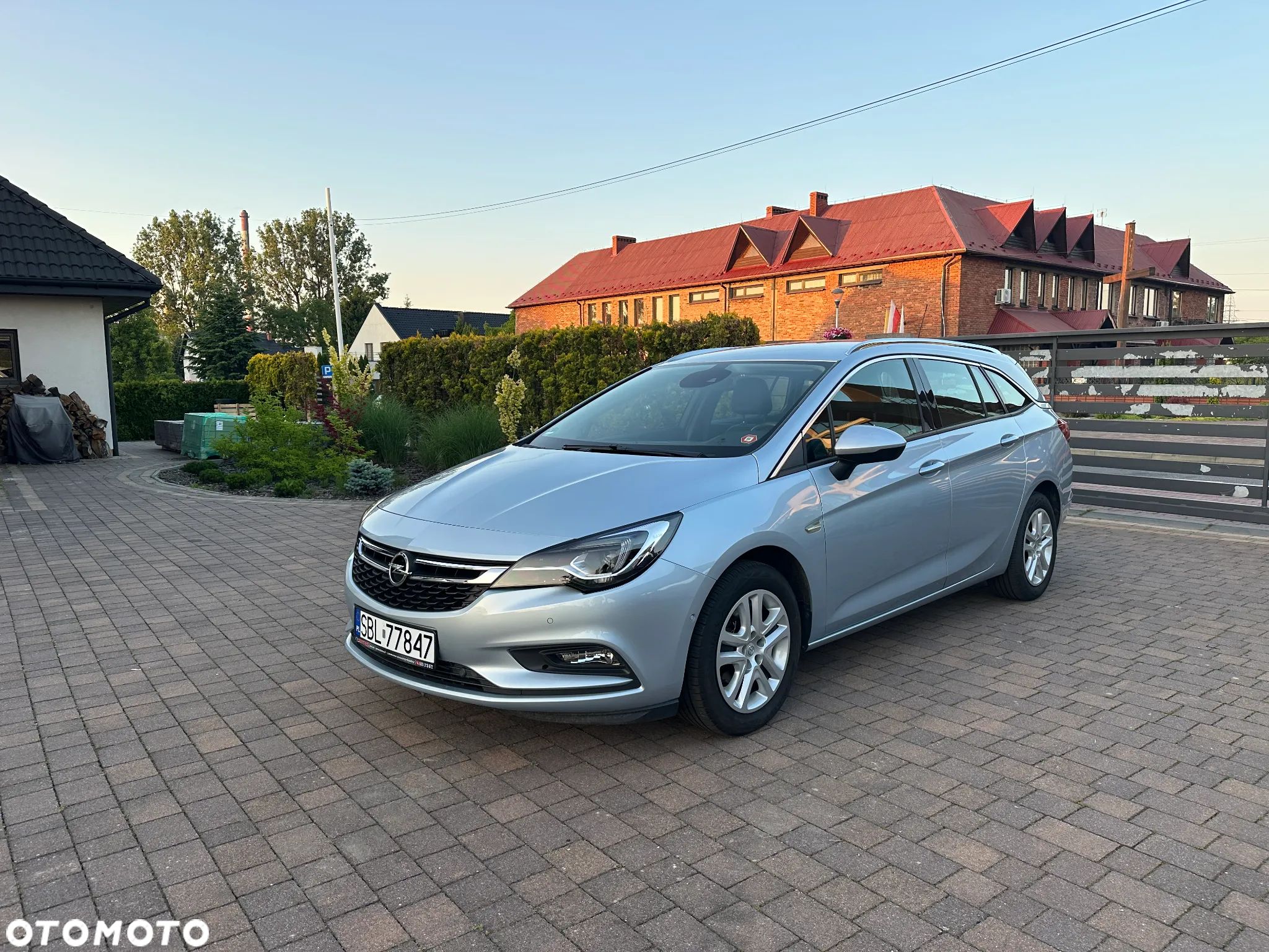 Opel Astra 1.4 Turbo Innovation - 1