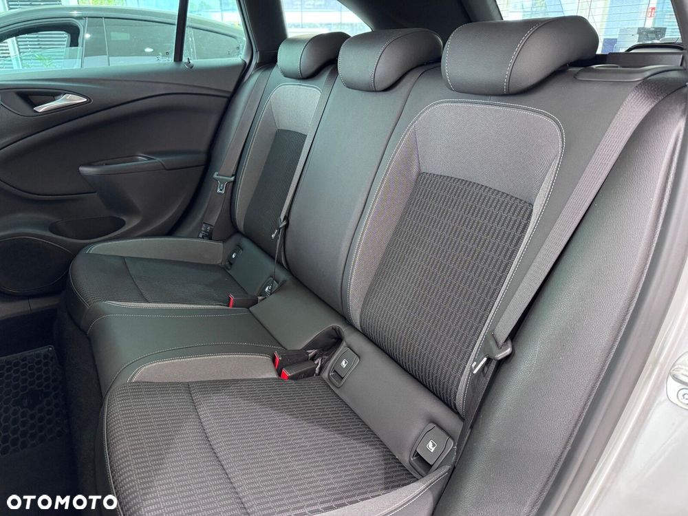 Opel Astra V 1.5 CDTI Business Elegance S&S - 13